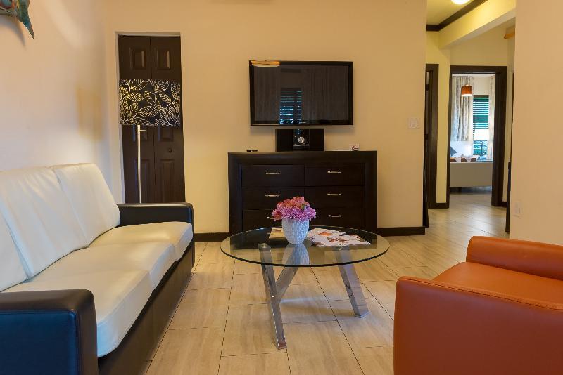 Tradewinds Apartment Hotel Майами-Бич Экстерьер фото